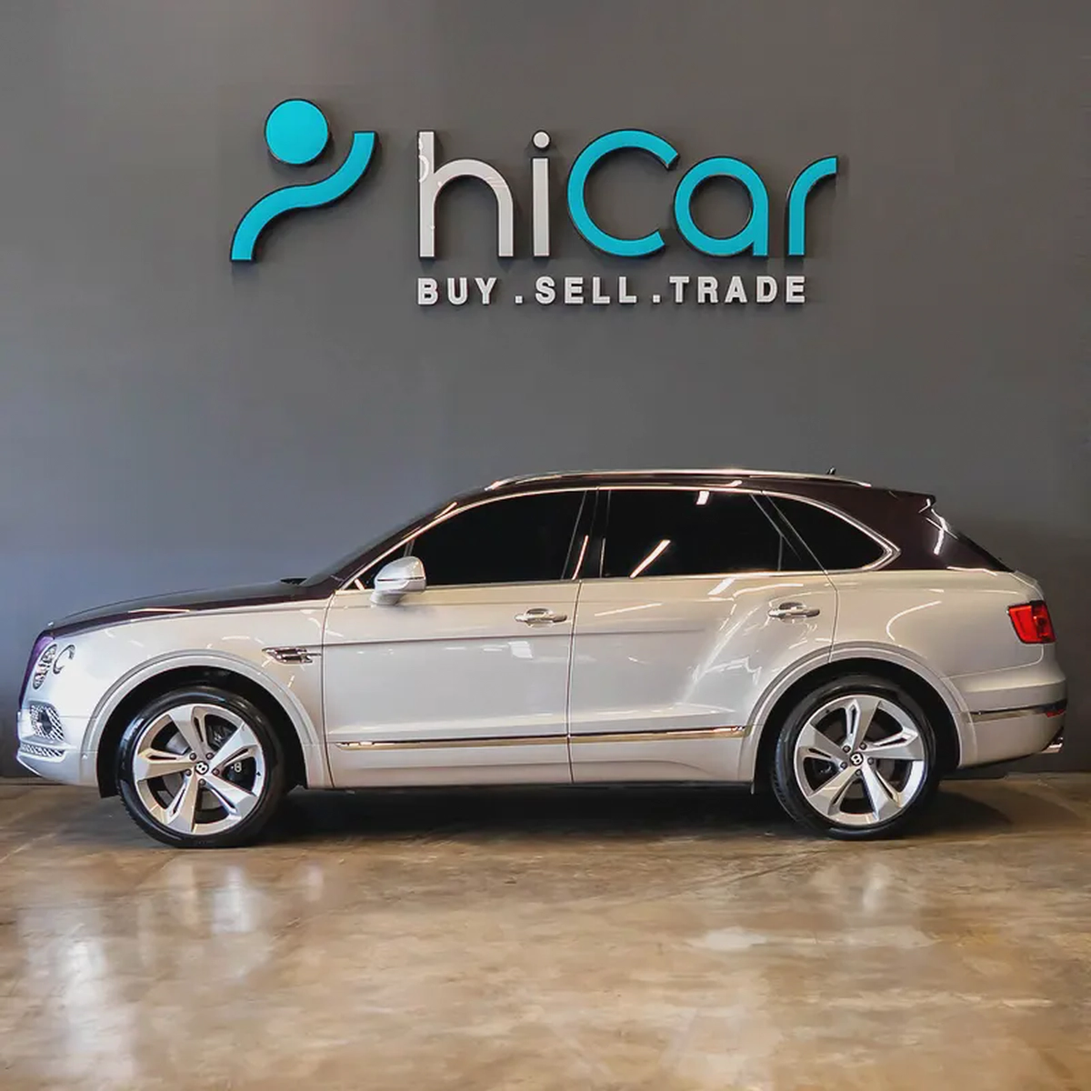 AED 4,982 P.M • 0% Downpayment • Bentley Bentayga • 1 Year Warranty-1-1