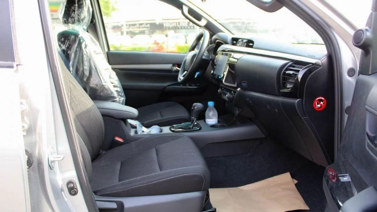 Toyota Hilux ADVENTURE HILUX 2.8L ADVENTURE-1-0