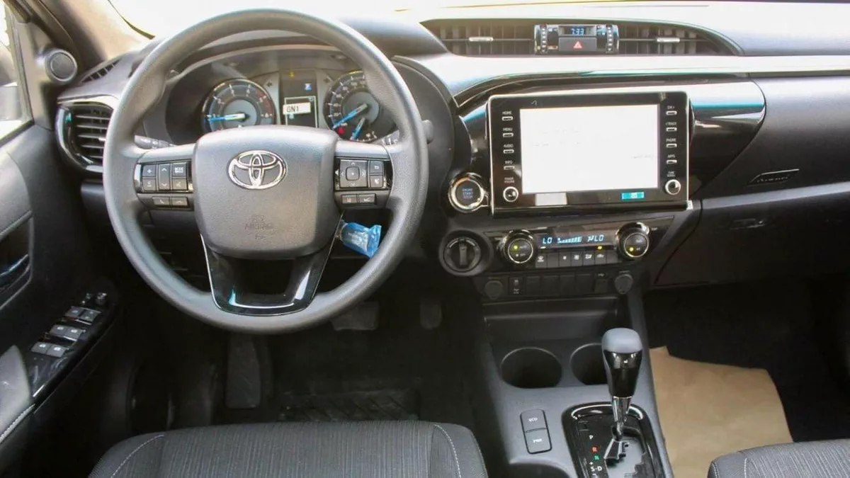 Toyota Hilux ADVENTURE HILUX 2.8L ADVENTURE-5-0