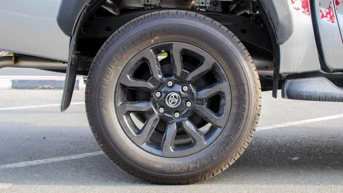 Toyota Hilux ADVENTURE HILUX 2.8L ADVENTURE-7-0