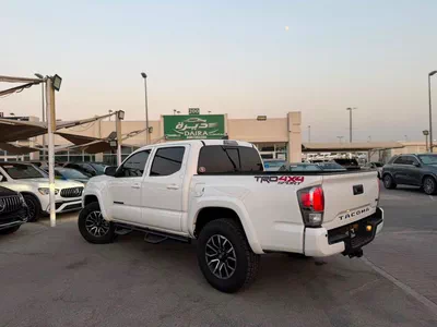 For sale Toyota Tacoma III, 3.5 l, 2023 in UAE, Sharjah-11