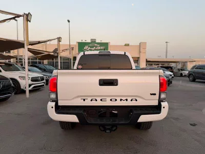 For sale Toyota Tacoma III, 3.5 l, 2023 in UAE, Sharjah-12