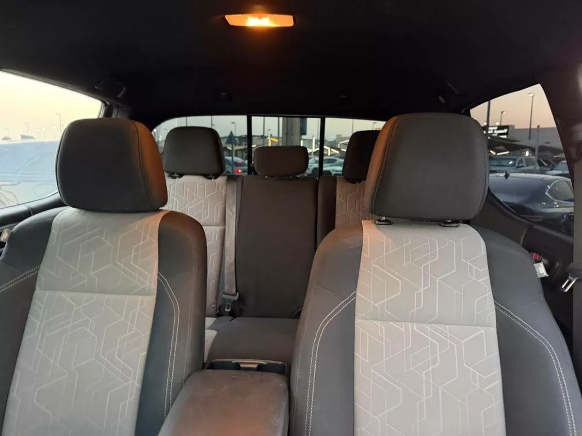 For sale Toyota Tacoma III, 3.5 l, 2023 in UAE, Sharjah-3-3