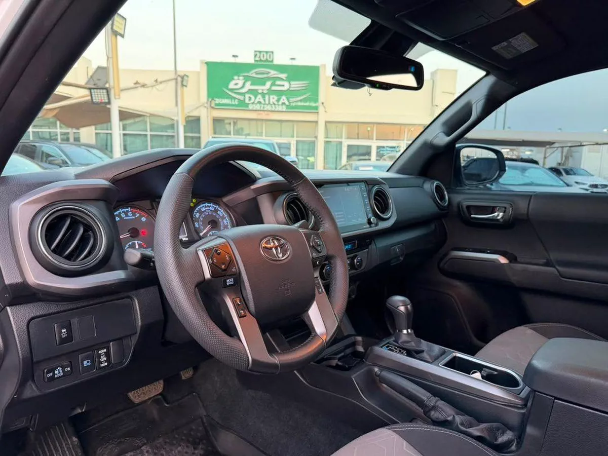 For sale Toyota Tacoma III, 3.5 l, 2023 in UAE, Sharjah-5-5
