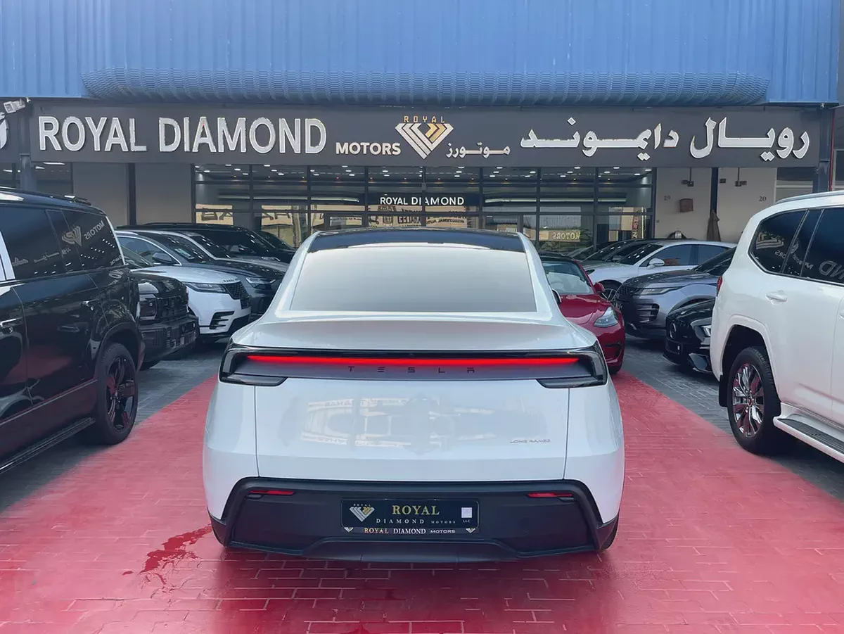 2026 Tesla Model Y Long Range GCC Specs Bank installment available-4-4