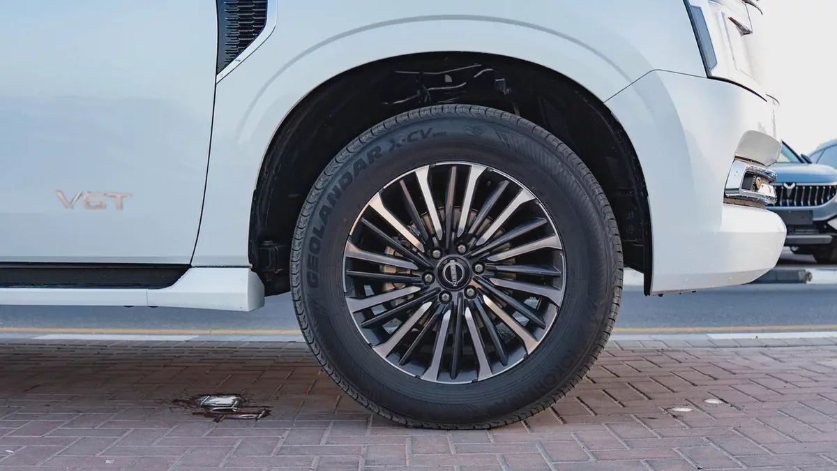 2026 Nissan Patrol LE Platinum 3.5L Twin Turbo AT Petrol (White-Red)-5-5
