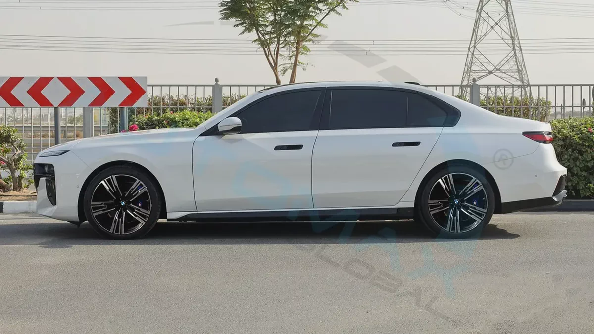 ( For Export ) 2026 BMW 7-Series 760i xDrive M 4.4TT V8 AWD GCC BRAND NEW-19-19