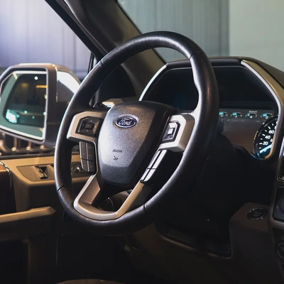 AED 2,299 pm  • 0% Downpayment • Ford F-150 Lariat • 1 Year Warranty-9