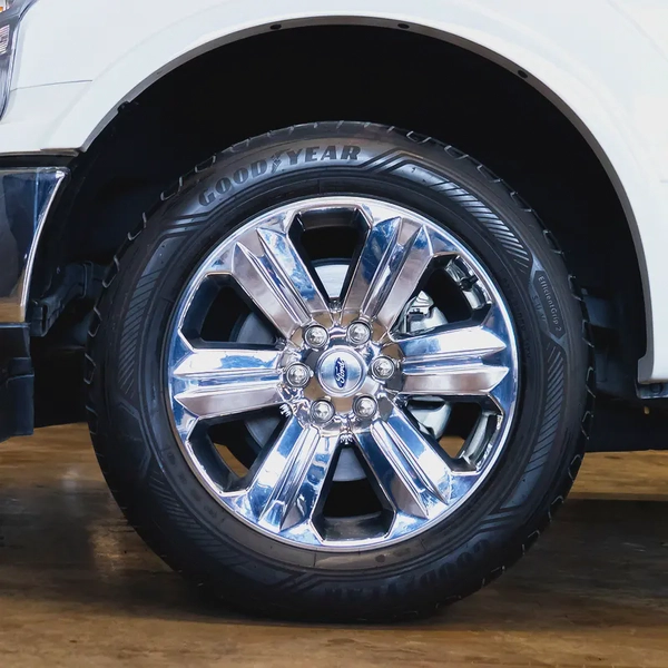 AED 2,299 pm  • 0% Downpayment • Ford F-150 Lariat • 1 Year Warranty