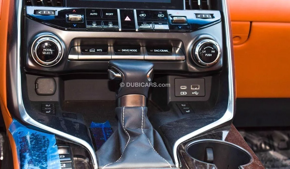 Lexus LX600 VIP 3.5L  VIP  4 Seater-11-0