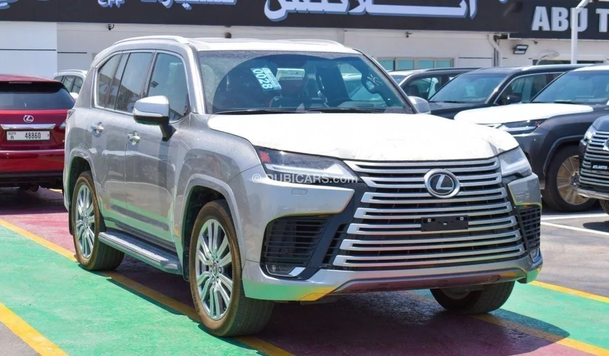 Lexus LX600 VIP 3.5L  VIP  4 Seater