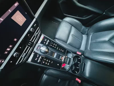 بورش ماكان 2022 | Porsche Macan 2022 | مواصفات أمريكية | محرك 2.0L تيربو | دفع رباعي AWD | PDK-14