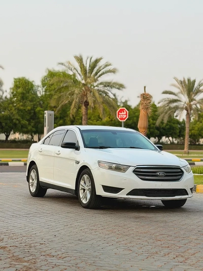 Ford Taurus SE 2018 American Specs-1