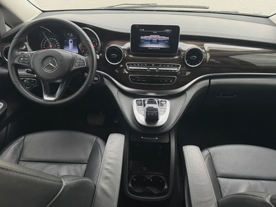 Mercedes V250 full options 360• cameras GCC specs free accident-12