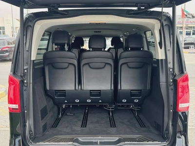 Mercedes V250 full options 360• cameras GCC specs free accident-7