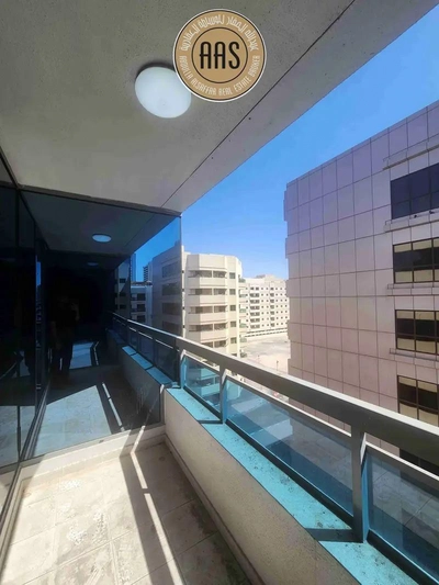 Spacious and clean 2bhk in mankhool with a closed kitchen near sharaf dg metro station-0