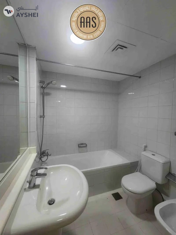 Spacious and clean 2bhk in mankhool with a closed kitchen near sharaf dg metro station