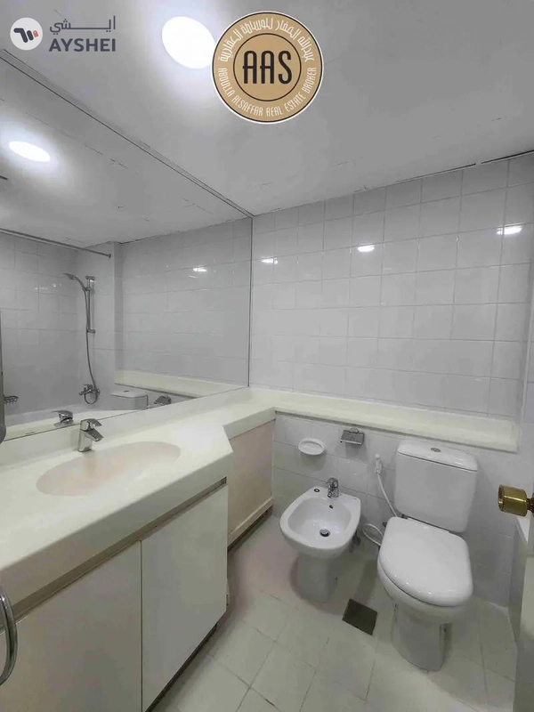 Spacious and clean 2bhk in mankhool with a closed kitchen near sharaf dg metro station