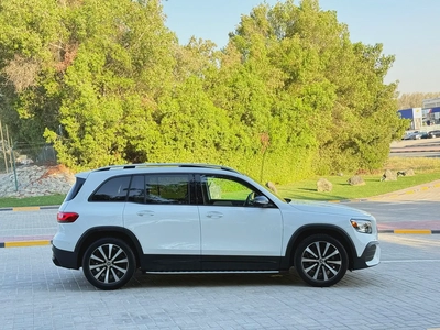 2022 Mercedes-Benz GLB 250 - American Specs - Pristine Condition-12