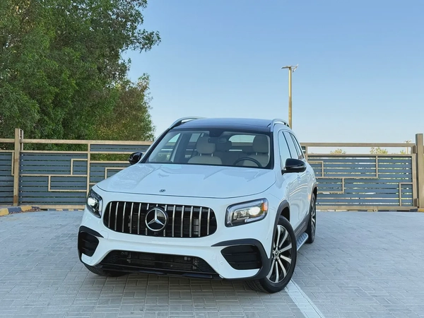 2022 Mercedes-Benz GLB 250 - American Specs - Pristine Condition