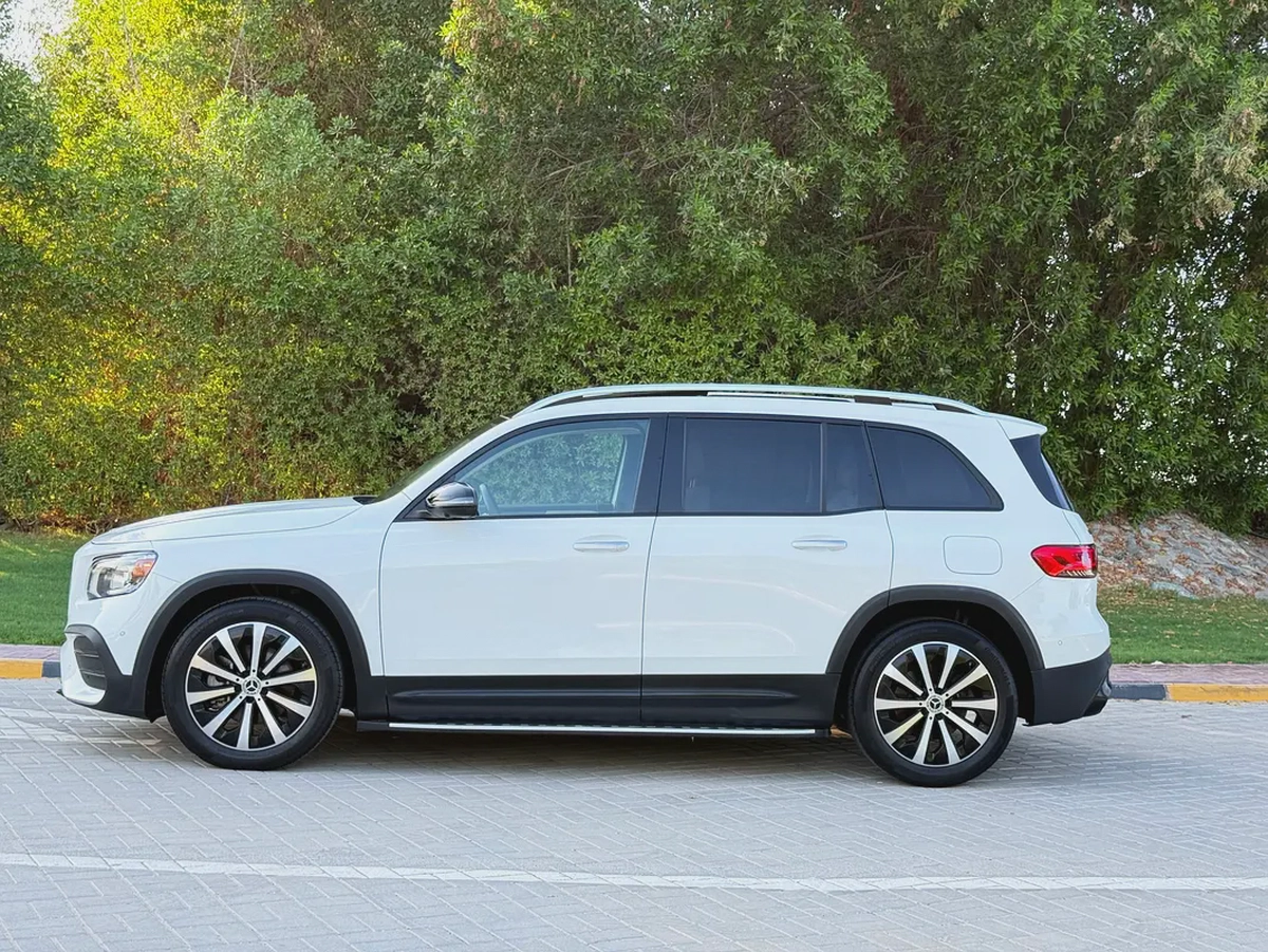 2022 Mercedes-Benz GLB 250 - American Specs - Pristine Condition-8-8