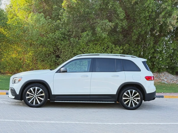 2022 Mercedes-Benz GLB 250 - American Specs - Pristine Condition