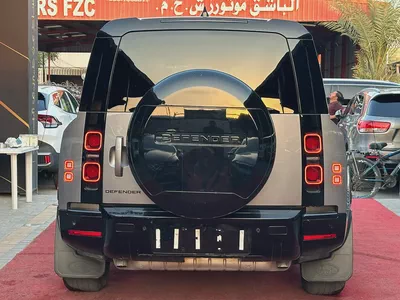 2024 Land Rover Defender 130 X-Dynamic SE - American Specs - GCC Ready-11