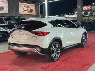 إنفينيتي QX30 موديل 2018 خليجي فل أوبشن محرك تيربو سقف بانوراما ونظام النقطة العمياء-7