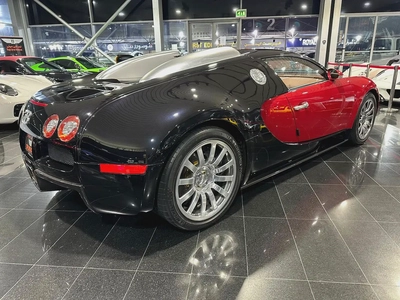 Bugatti Veyron, just done major service, PPF, Good tyres, Amazing Condition, must see to believe-11