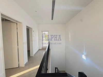 3BR Bayti | All En-Suite | Maid Room | Rent-4