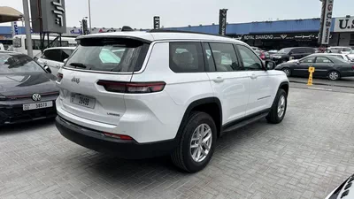 Jeep Grand Cherokee LAREDO 2025 GCC specs-22