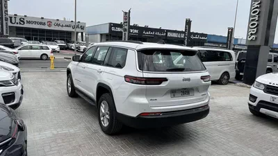 Jeep Grand Cherokee LAREDO 2025 GCC specs-23