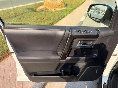 Toyota 4Runner TRD PRO  Full option 4.0L with Off Road mode-19