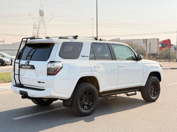 Toyota 4Runner TRD PRO  Full option 4.0L with Off Road mode