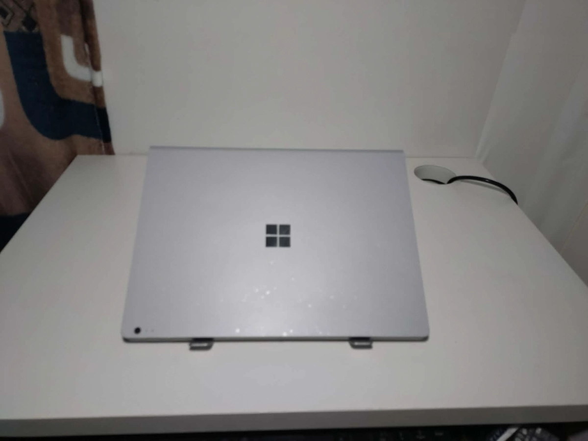 Microsoft Surface Book 2 13.5" | i7 8th Gen | 16GB RAM | 512GB SSD | GTX 1050 (2GB) – Clean & Excellent Battery-5-5