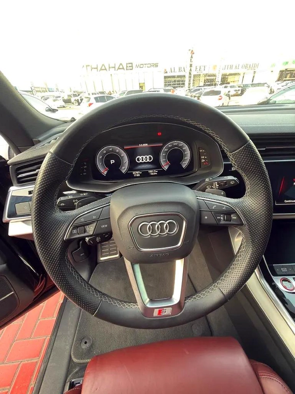 Audi SQ8