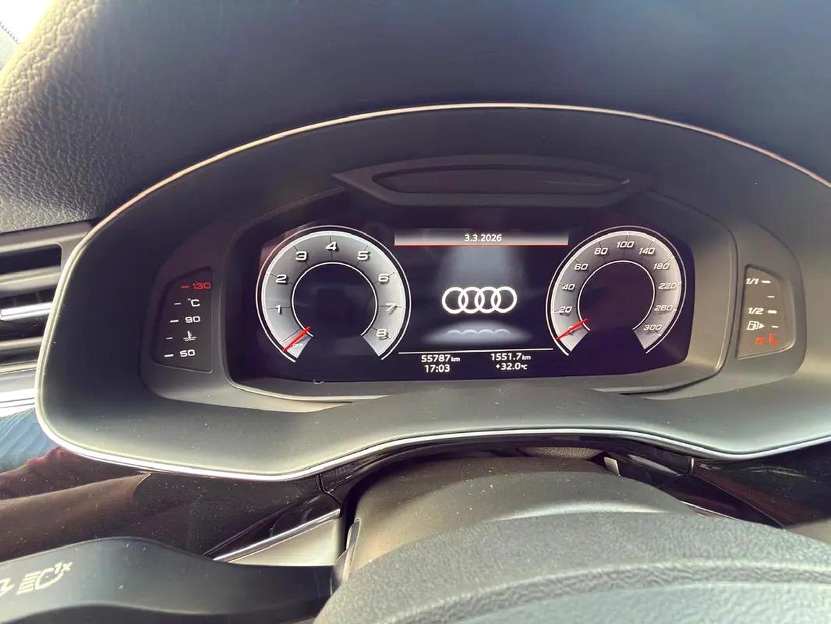 Audi SQ8-14-14