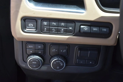 CHEVROLET TAHOE PREMIER 2024 | BLACK-10