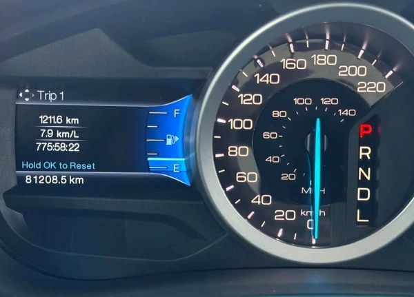 Ford Explorer XLT 2014 - Japanese Specs