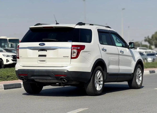 Ford Explorer XLT 2014 - Japanese Specs