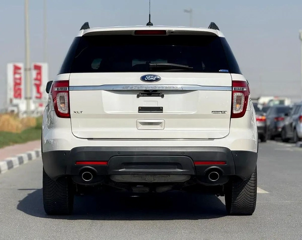 Ford Explorer XLT 2014 - Japanese Specs