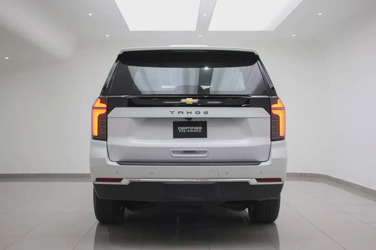 Chevrolet Tahoe LS 5.3L-3-3