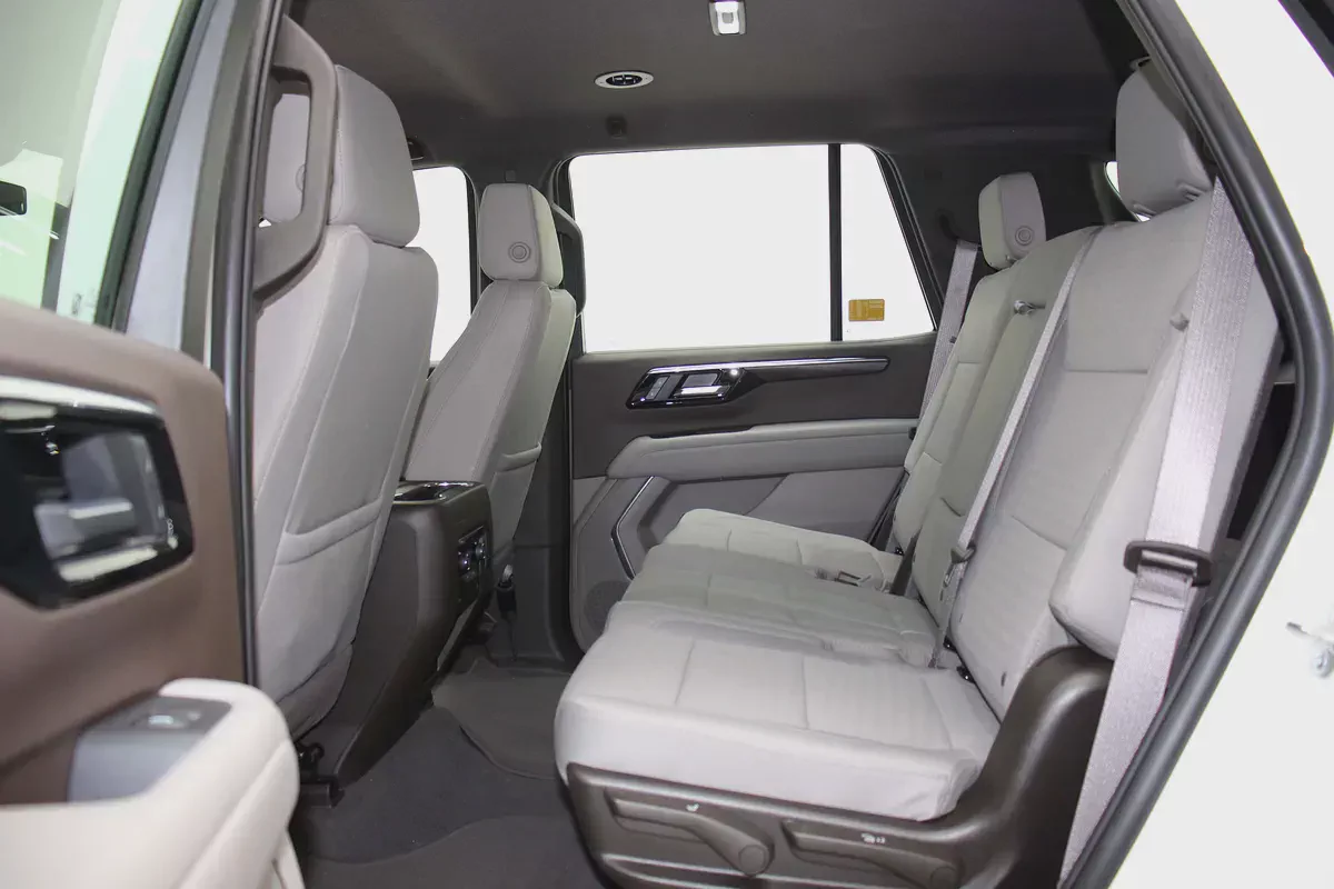 Chevrolet Tahoe LS 5.3L-7-7