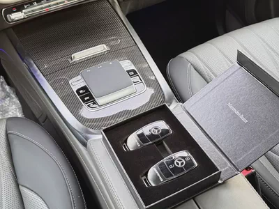G 63 AMG / 8,000 Km / CARBON FIBER EDITION / FULL OPTION-16