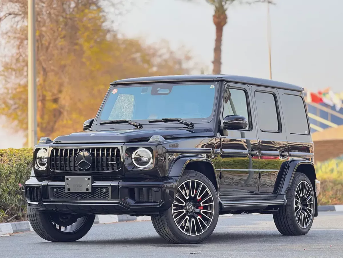 G 63 AMG / 8,000 Km / CARBON FIBER EDITION / FULL OPTION