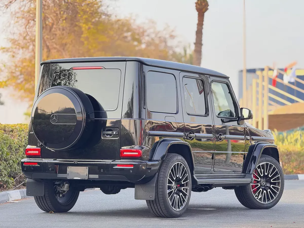 G 63 AMG / 8,000 Km / CARBON FIBER EDITION / FULL OPTION-1-1