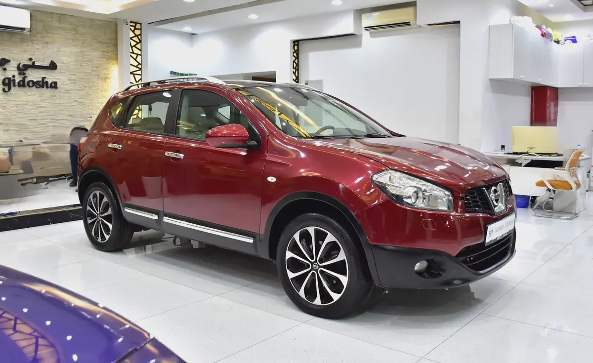 EXCELLENT DEAL for our Nissan Qashqai LE AWD ( 2013 Model ) in Red Color GCC Specs-2-2