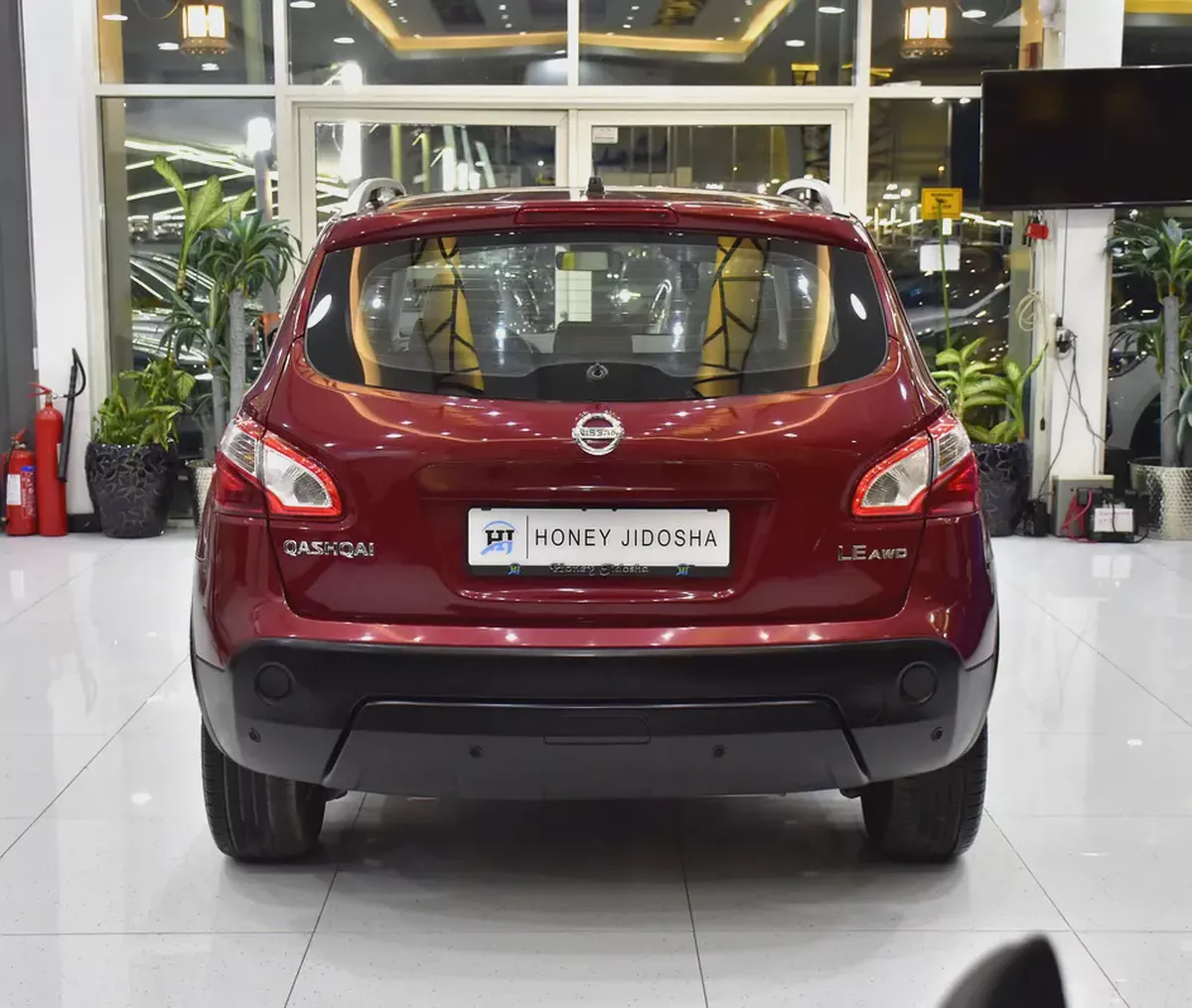EXCELLENT DEAL for our Nissan Qashqai LE AWD ( 2013 Model ) in Red Color GCC Specs-4-4