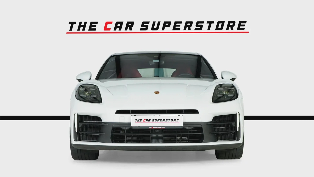 Porsche Panamera-GCC-1 Owner-Just been serviced in porsche-porsche warranty valid till 9-2028-2-2