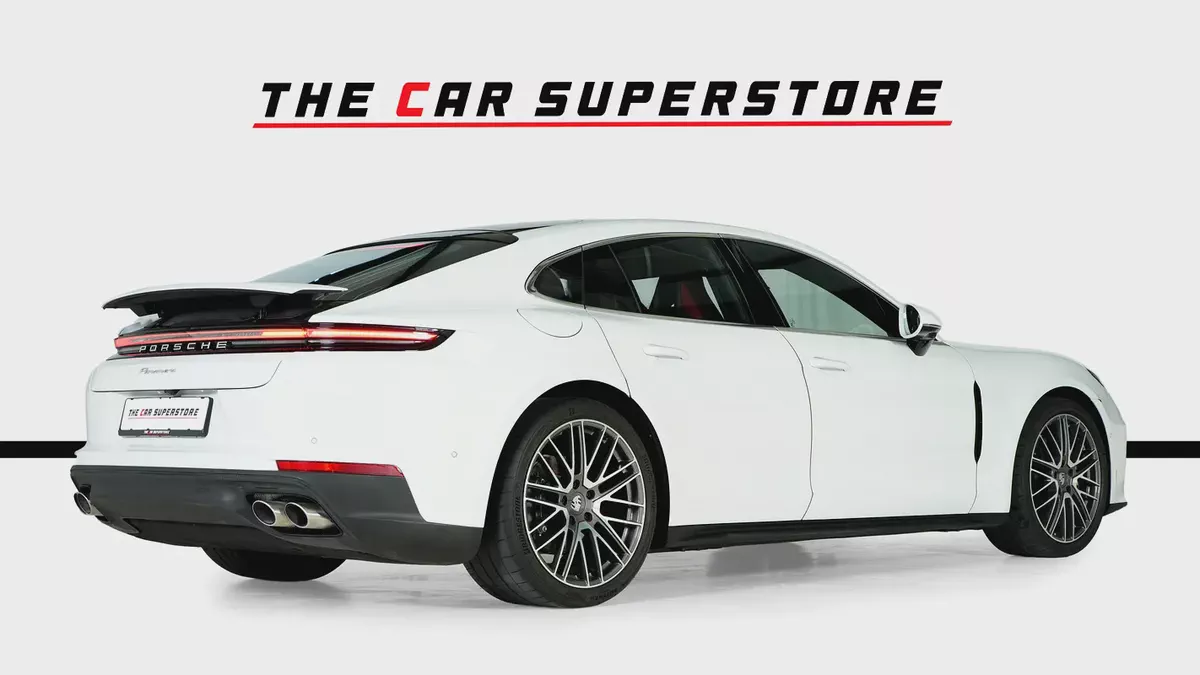 Porsche Panamera-GCC-1 Owner-Just been serviced in porsche-porsche warranty valid till 9-2028-7-7